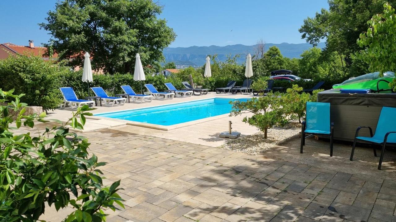 Apartments Bellator Сило Экстерьер фото